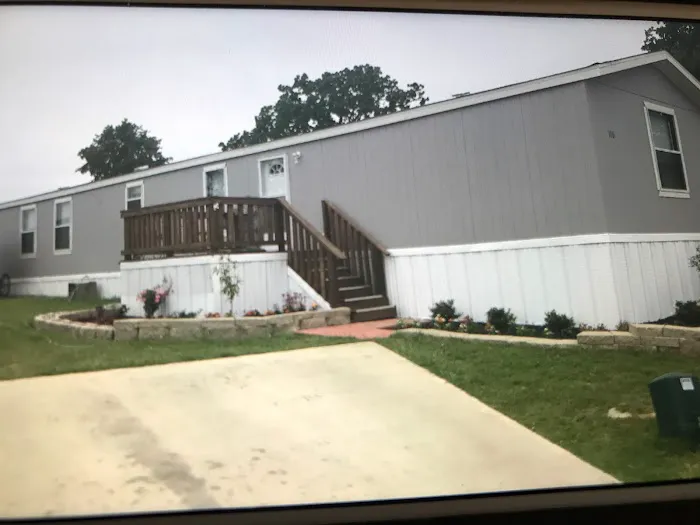 Country View Mobile Park Picture 5