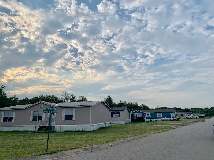 Newark III MHP Picture 3