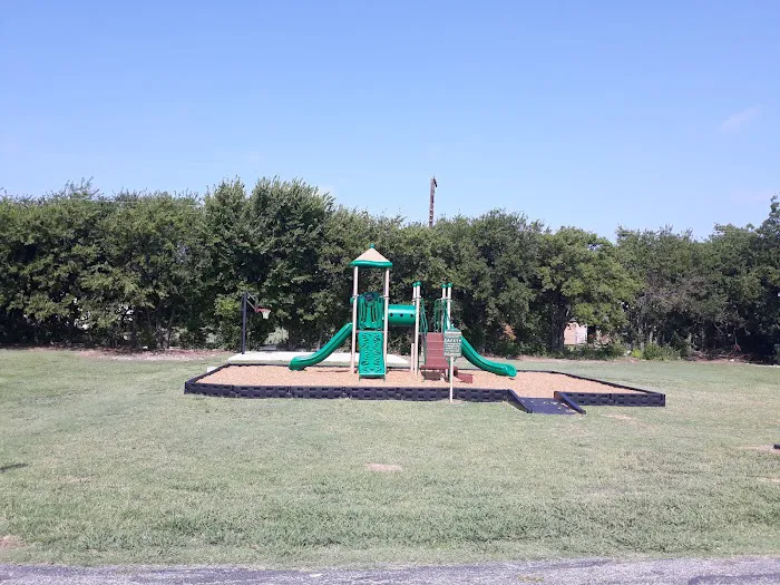 Newark Mobile Home Community Picture 6