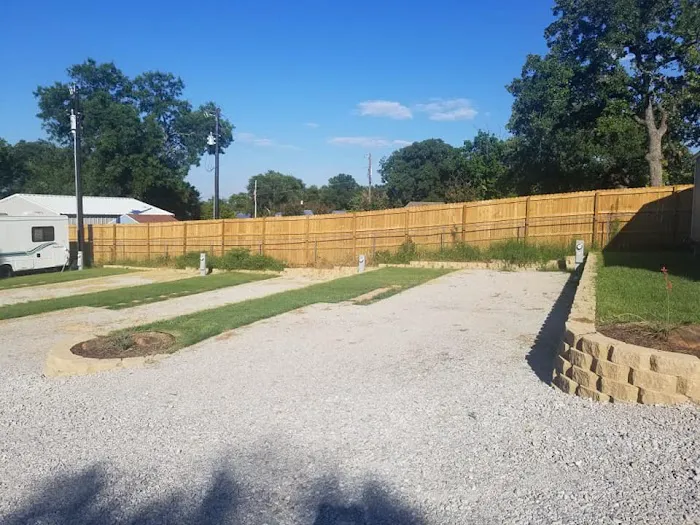 Eagle Point RV Park Picture 5