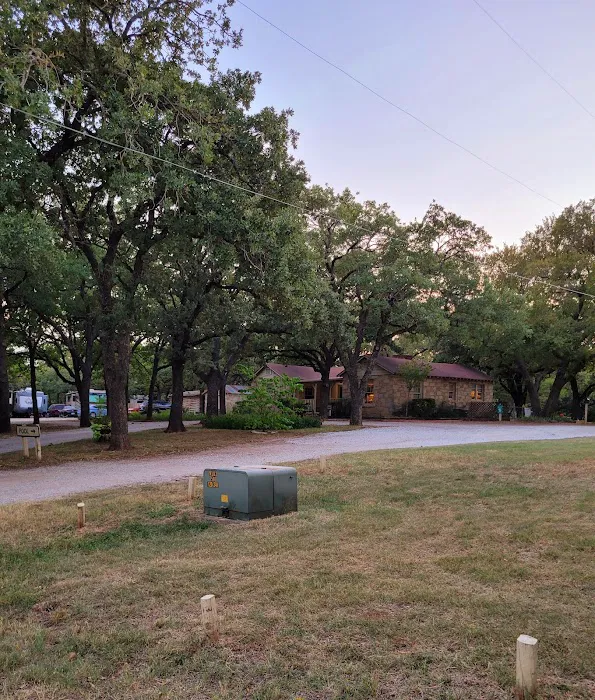 Post Oak Place Picture 3