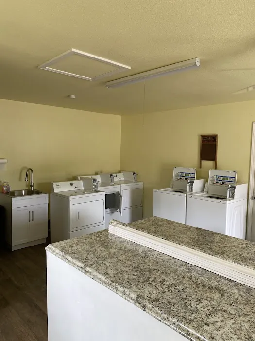 724 RV Park Picture 3