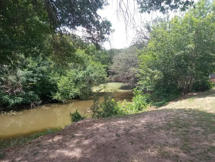 Thorp Spring RV Park Picture 4