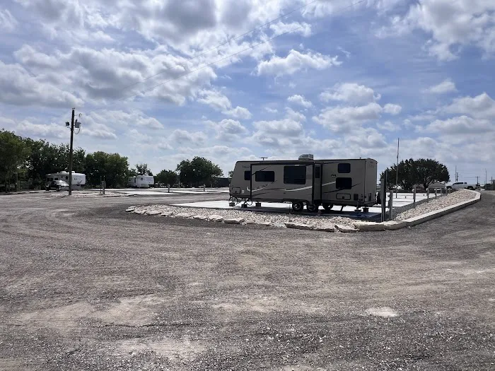 Lake Granbury RV Resort Picture 6