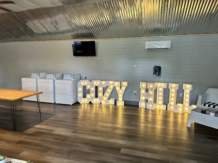 Cozy Hill Rv and Cabin Retreat Picture 4