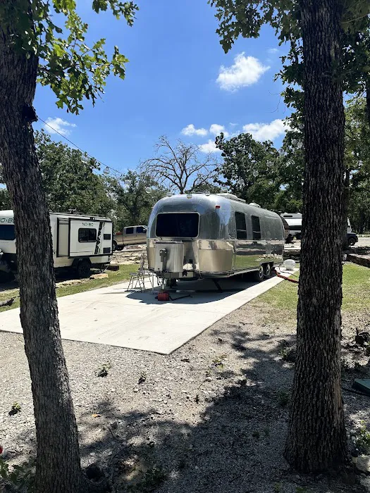 Cozy Hill Rv and Cabin Retreat Picture 6