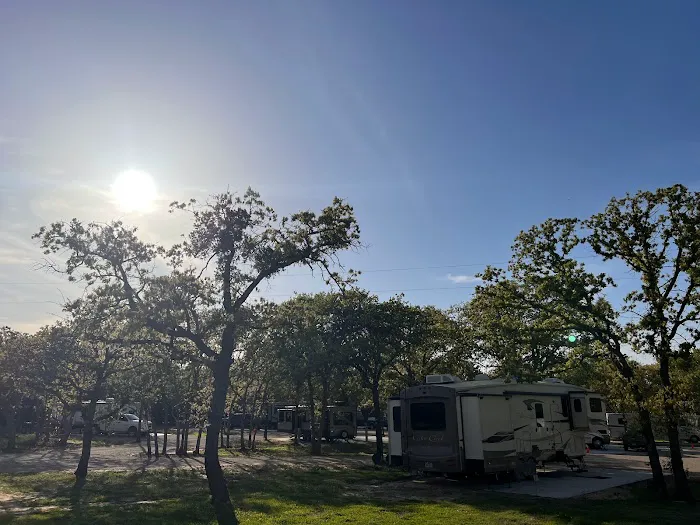 Big Oak Rv Resort Granbury Picture 2