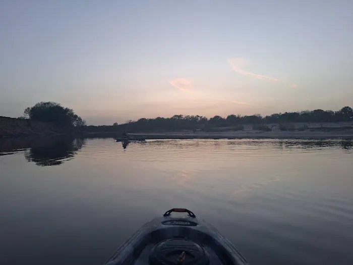 Gypsy Moon Hideaway - RV Park & Campground Picture 3