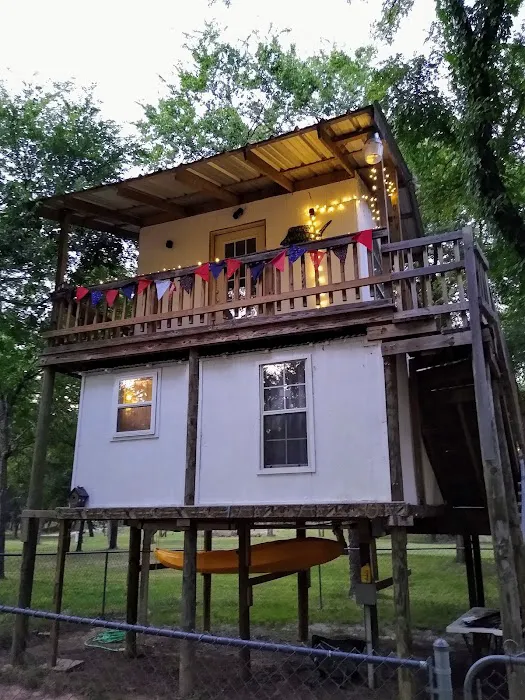 Gypsy Moon Hideaway - RV Park & Campground Picture 10