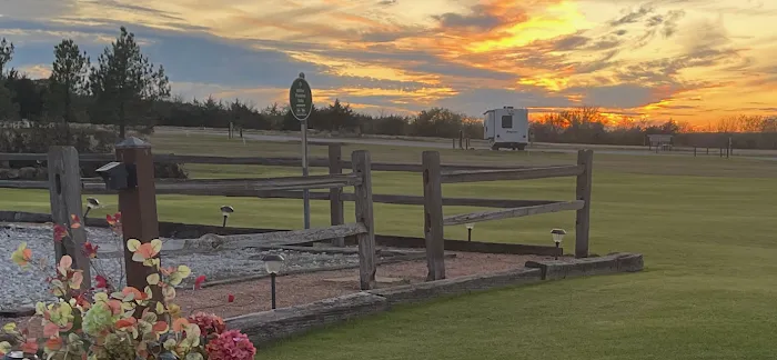 Quail Valley RV Park Picture 10