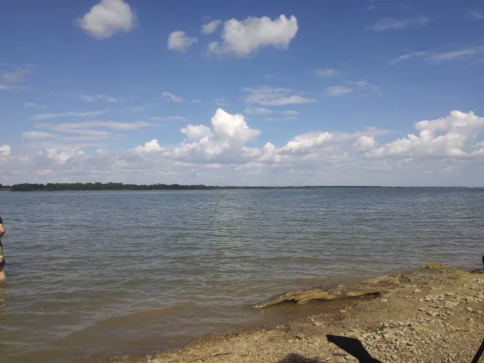 Lone Oak RV Park and Storage Picture 6