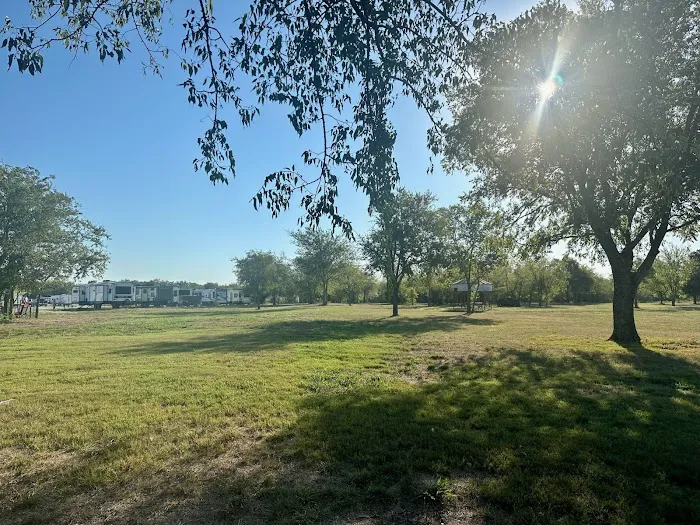 Lake Point RV Resort Picture 9