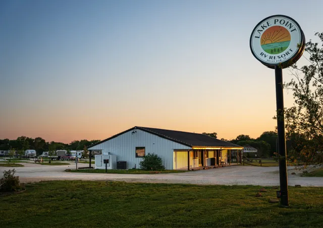 Lake Point RV Resort Picture 10
