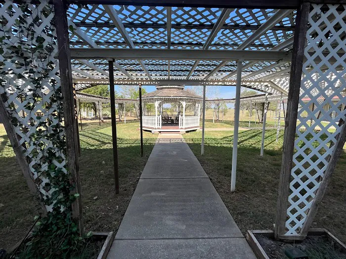 LoneStar Station RV Ranch & Studios Picture 4