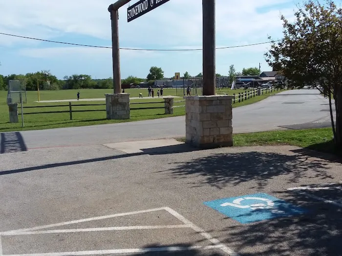 Stonewood Ranch Picture 9