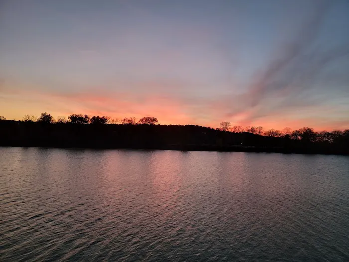 Burns Park RV Park and Campground Picture 1