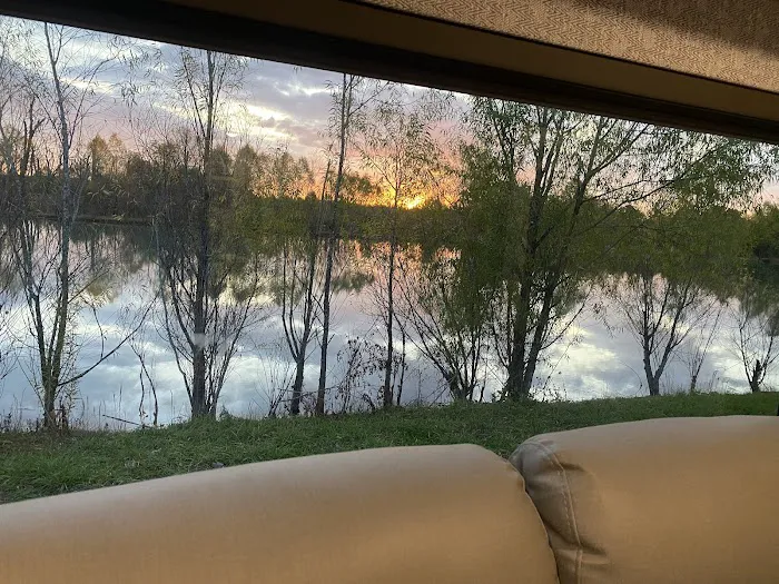 Sunset Lane RV Park Picture 2