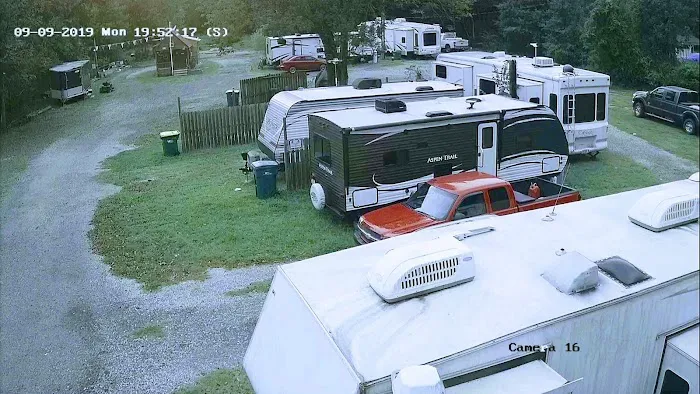I-440 RV Park and Camper Picture 8