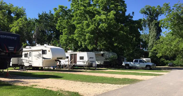 Jones Creek RV Park & Campgrounds Picture 6