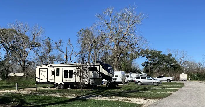 Jones Creek RV Park & Campgrounds Picture 10