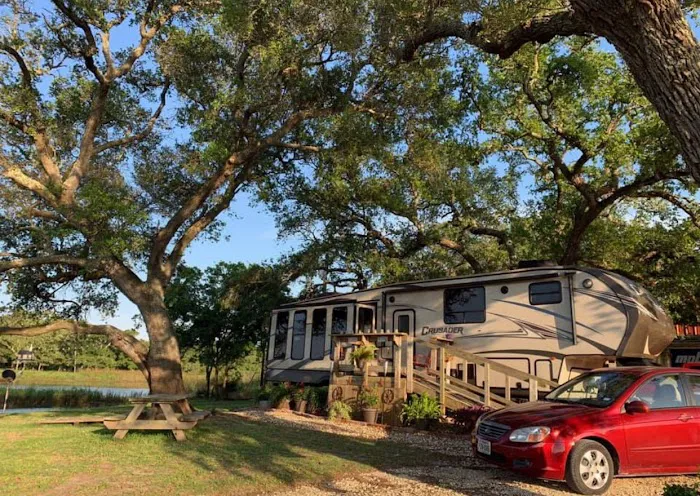 Live Oak RV Park Picture 1