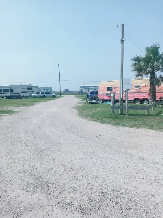 Surfside Beach RV Park Picture 7