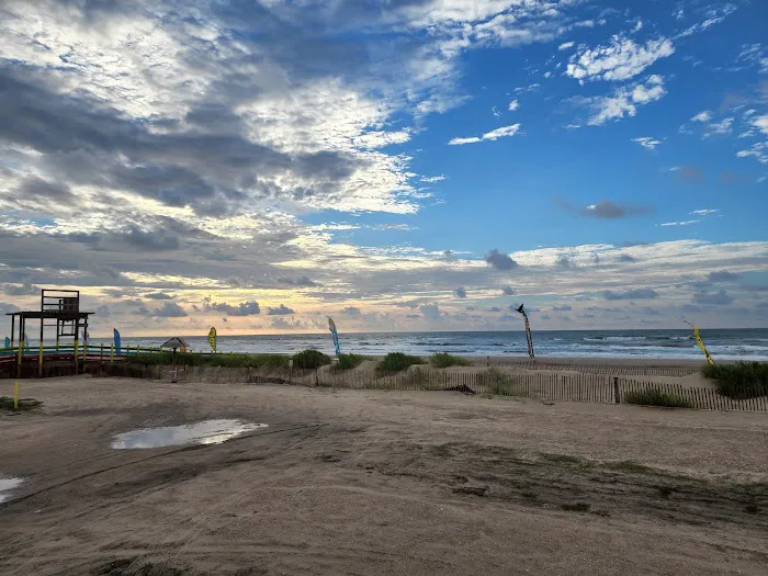 Beachfront RV Resort Picture 9