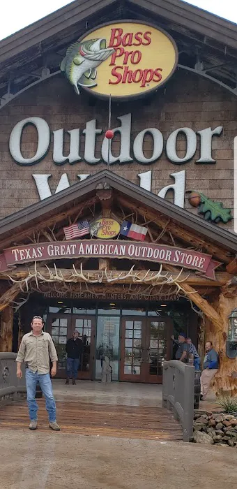 Lost Pines RV Park Picture 8