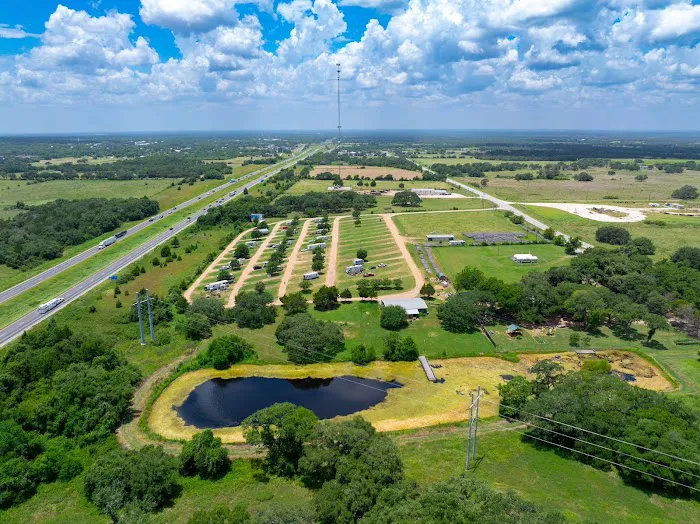 Flatonia Retreat & RV Resort Picture 2