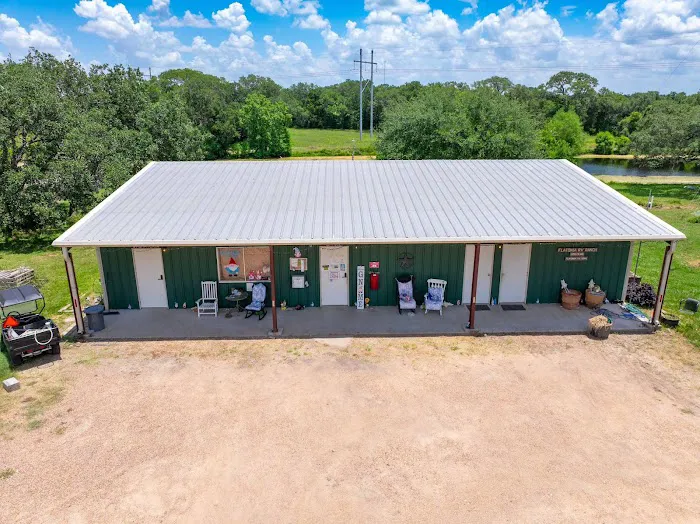 Flatonia Retreat & RV Resort Picture 1