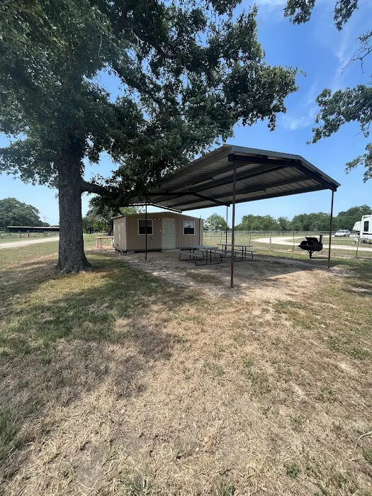 Lovers Lane RV Park Picture 4