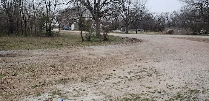 Larry Warren's RV Park Picture 2