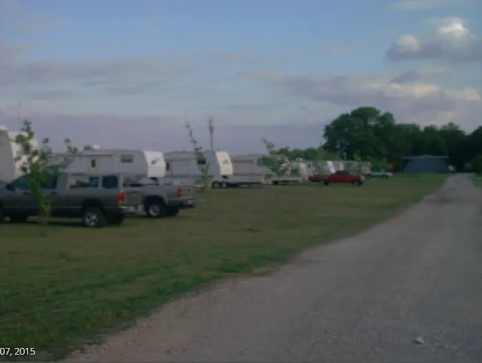THREE PINES RV PARK Picture 5