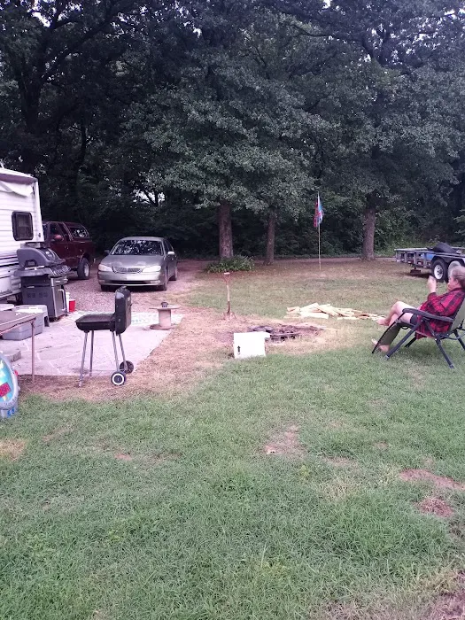 THREE PINES RV PARK Picture 3