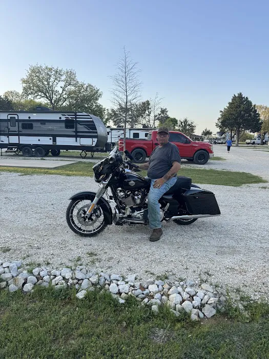 Hidden Creeks RV Park Picture 7