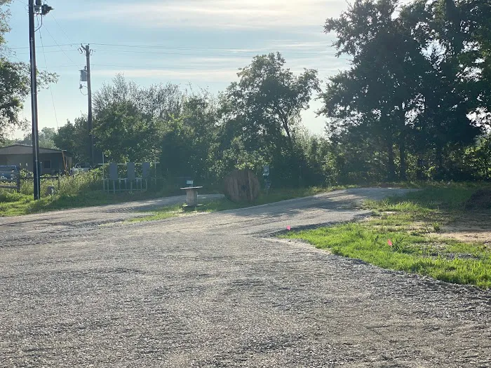 Two Bridges Ranch Tiny Home Resort, RV Park and Horse Hotel Picture 9