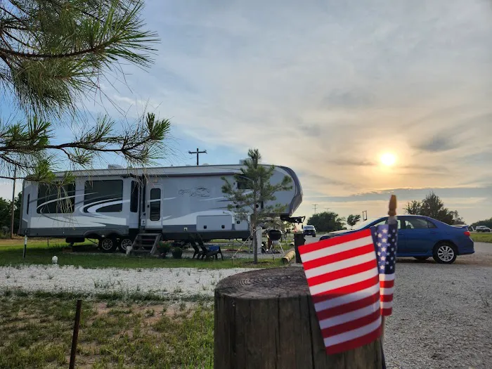 Maverick's RV Park Picture 5