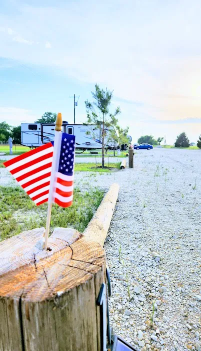 Maverick's RV Park Picture 2