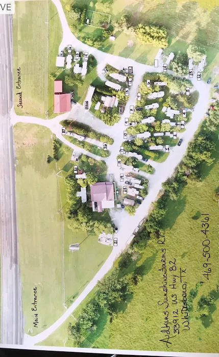 Adkins Sunshine Farm RV Park Picture 6