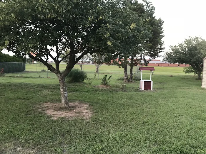 Adkins Sunshine Farm RV Park Picture 3