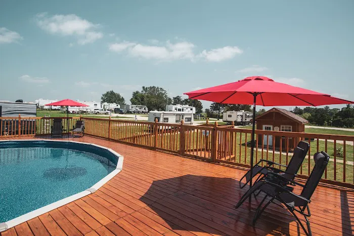 Queen & Duke RV Resort Picture 1