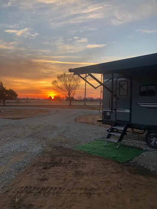 Sandusky RV Resort Picture 10