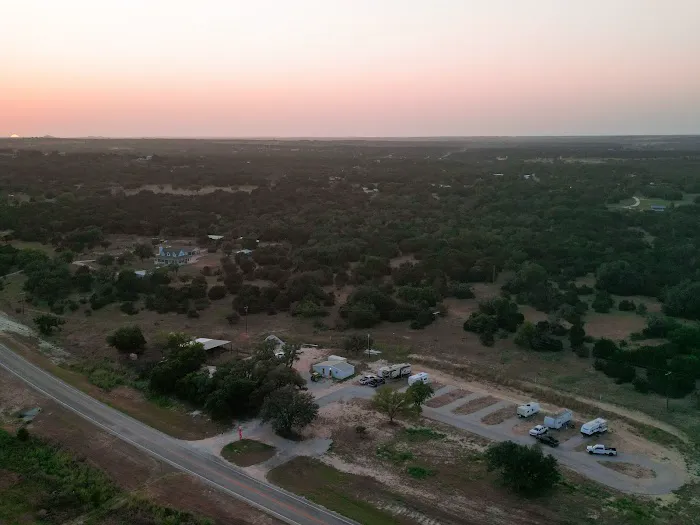 1715 RV Park Picture 4