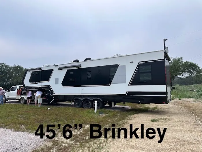 1715 RV Park Picture 7