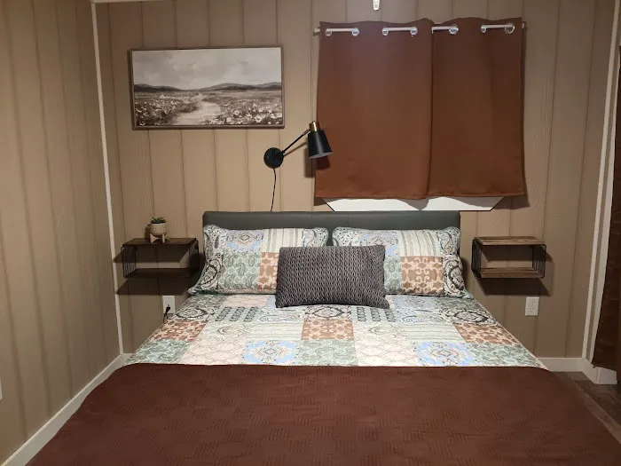 Little Lucy RV Resort Picture 7