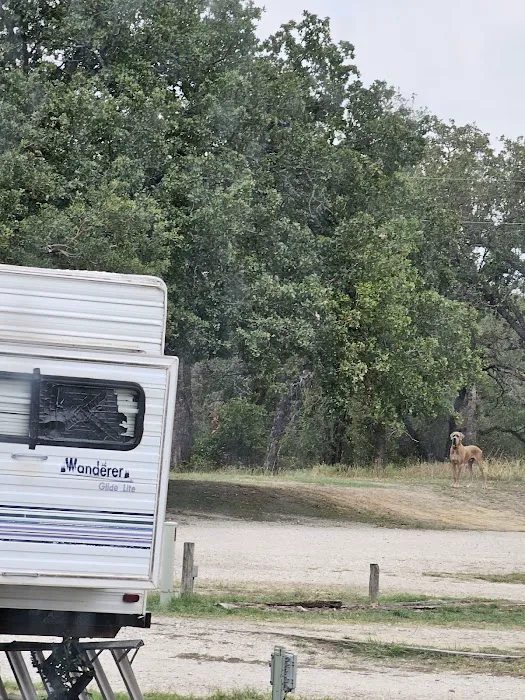 Camp Eagle RV Park Picture 2