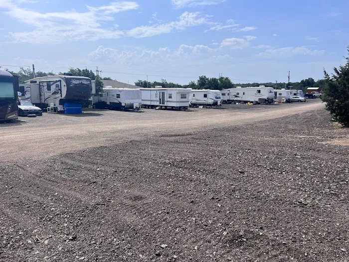 Wagon Trail RV Campground Picture 2