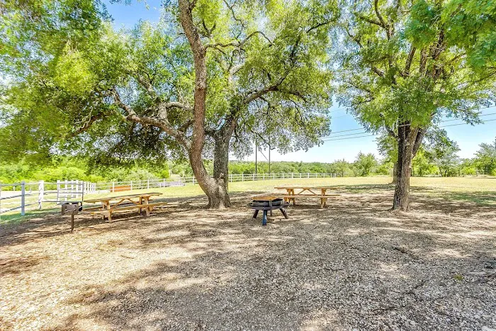 Lonestar 23 RV Park Picture 5