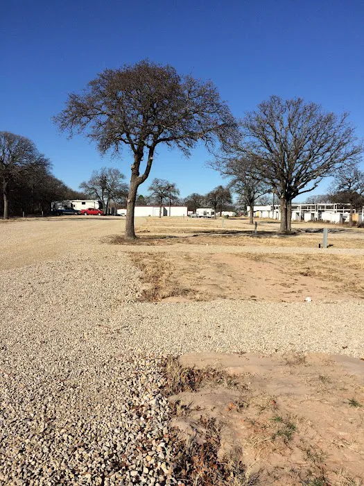 Red Roof RV Park & Storage Picture 8