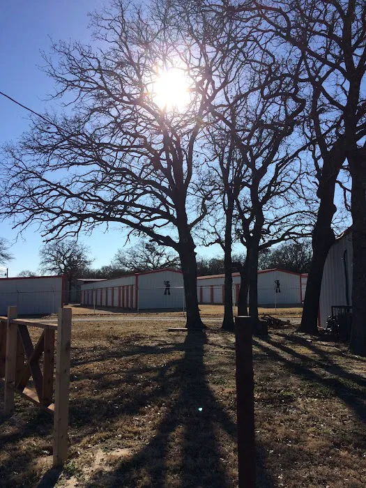 Red Roof RV Park & Storage Picture 4